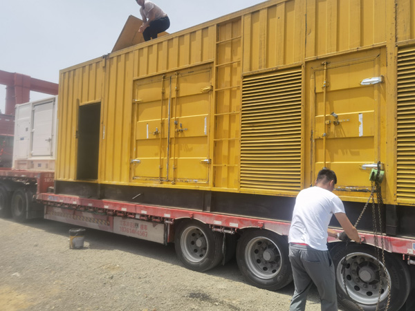 泰来除了负载情况和发动机维护，还有哪些因素会影响 200kw 柴油发电机的油耗？