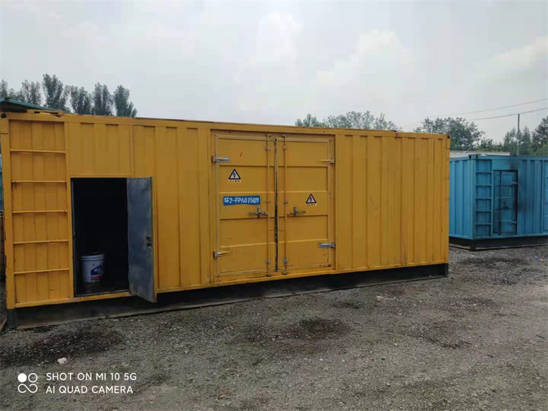 泰来200KW柴油发电机组需要配备什么型号的电缆线？