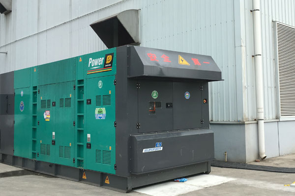 泰来燃油滤清器的更换流程是怎样的？