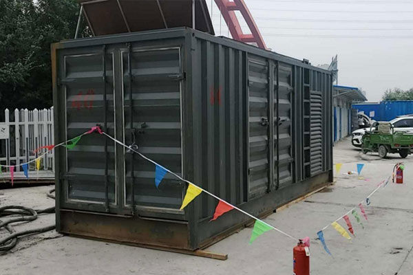 泰来发电机租赁空气滤清器多久更换一次？