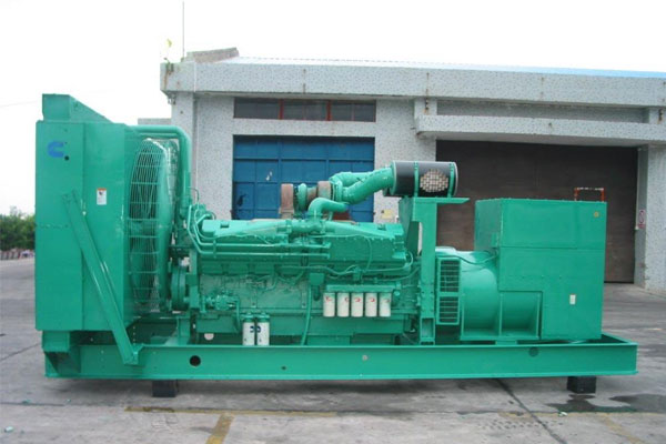 泰来工厂发电机应急发电时如何更准确地检查发电机状态？